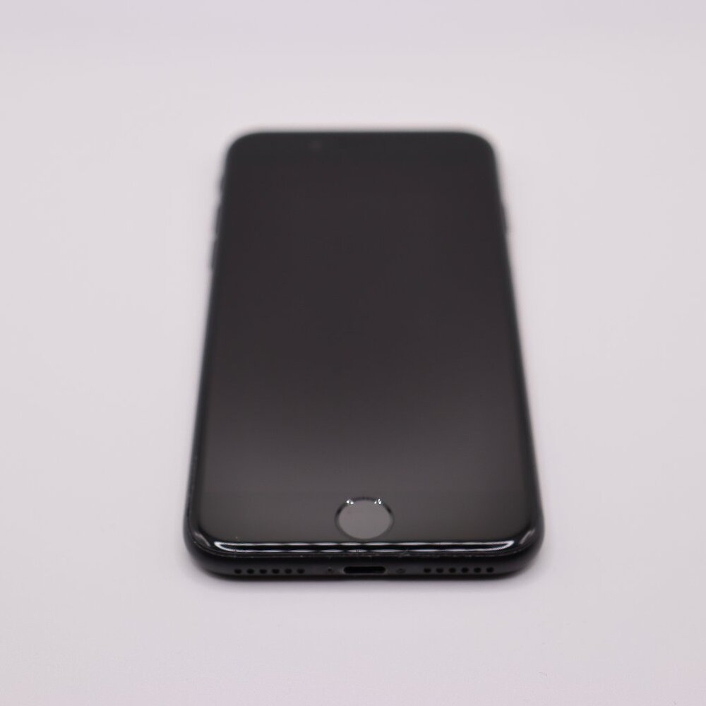 iPhone 7 UNLOCKED Great condition